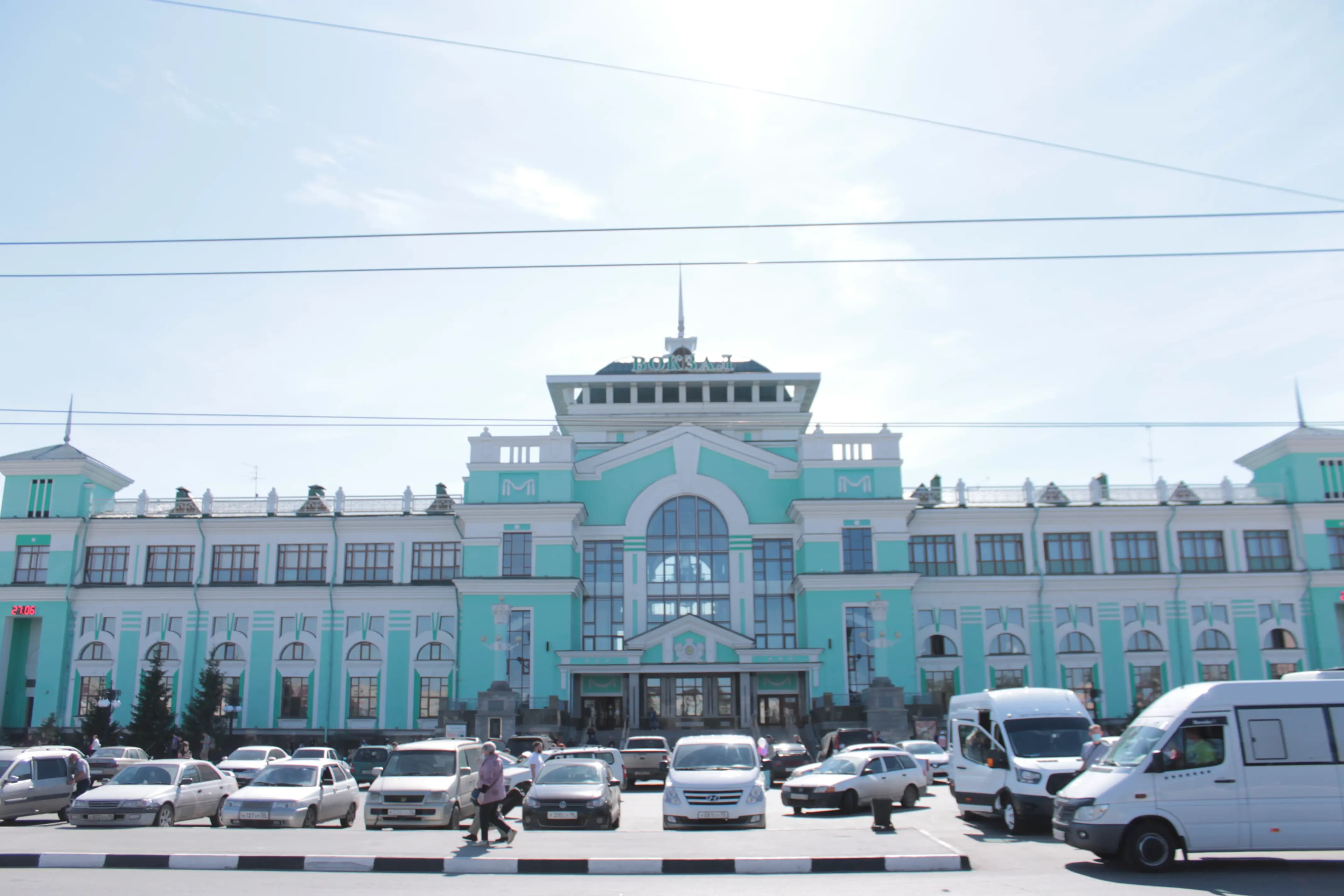 zheleznodorozhnyi-vokzal-omsk-passazhirskii