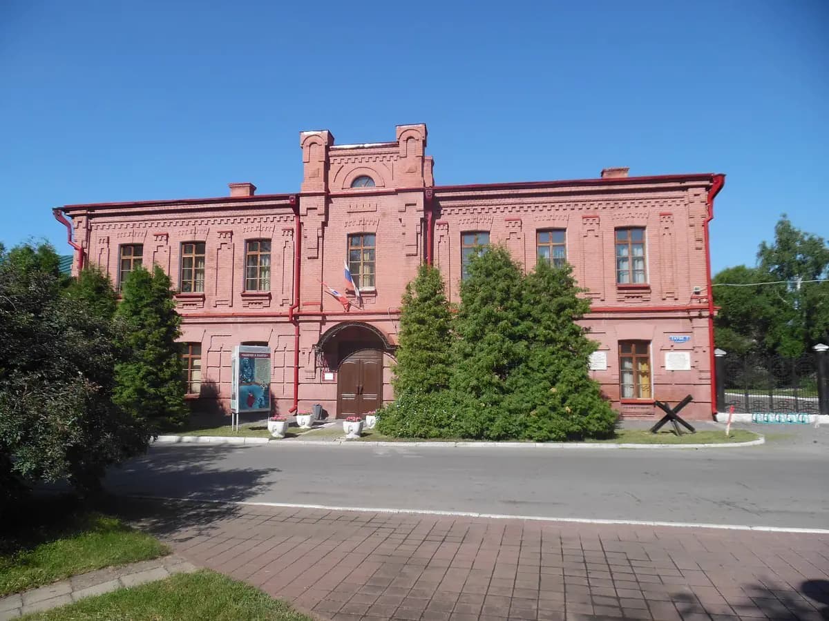 muzeinyi-kompleks-voinskoi-slavy-omichei
