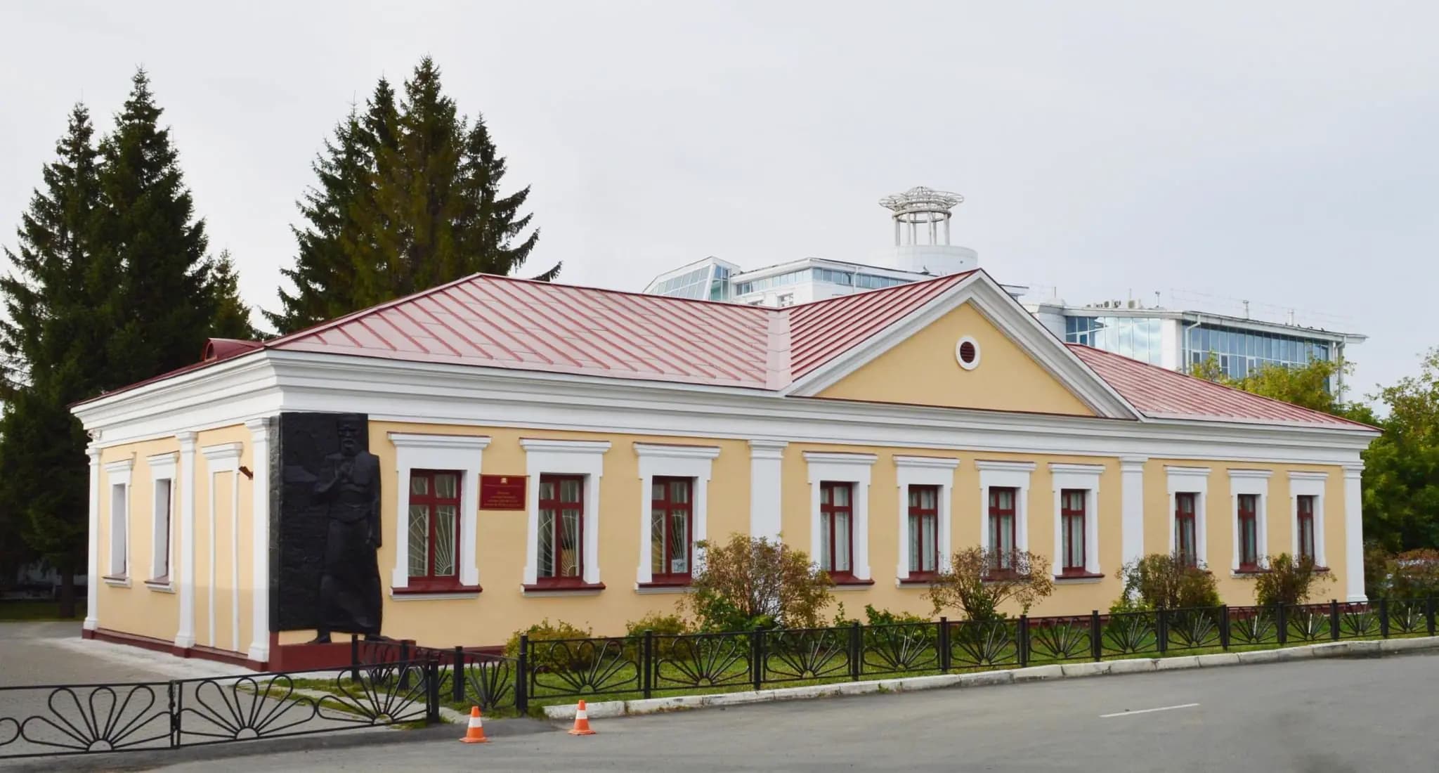 omskii-gosudarstvennyi-literaturnyi-muzei-im-f-m-dostoevskogo